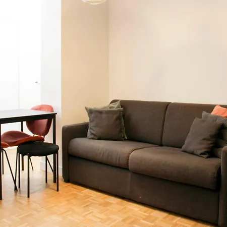 One-bedroom For 4 Guests In 9 *