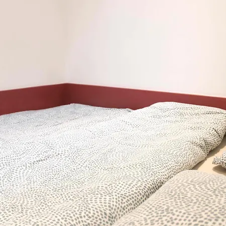 One-bedroom For 4 Guests In 9