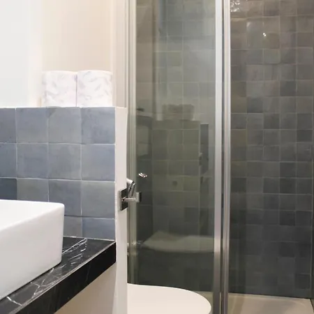 Apartment One-bedroom For 4 Guests In 9 Paris