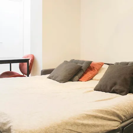 One-bedroom For 4 Guests In 9 *